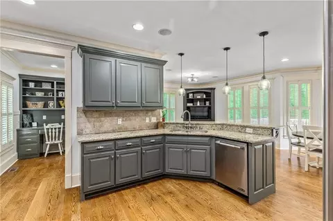 Kitchen - 255 Ashmere Ct, Tyrone, GA 30290 photo 2 of 5