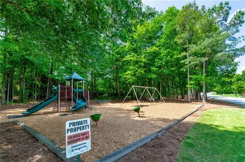 View/Area - 255 Ashmere Ct, Tyrone, GA 30290 photo 2 of 2