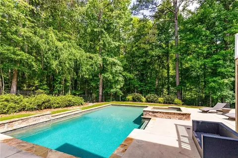 Exterior - 255 Ashmere Ct, Tyrone, GA 30290 photo 11 of 14