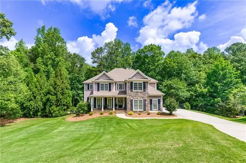 Exterior - 255 Ashmere Ct, Tyrone, GA 30290 photo 2 of 14
