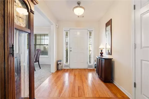 Entry Way - 17 Castleview Ct, Jefferson, GA 30549 photo 2 of 7