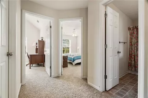 Entry Way - 17 Castleview Ct, Jefferson, GA 30549 photo 4 of 7