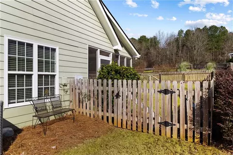 Exterior - 17 Castleview Ct, Jefferson, GA 30549 photo 12 of 12