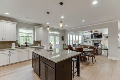 Kitchen - 3939 Soft Wind Ter, Buford, GA 30518 photo 7 of 13