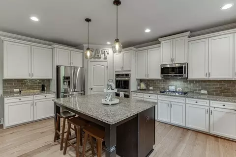 Kitchen - 3939 Soft Wind Ter, Buford, GA 30518 photo 5 of 13