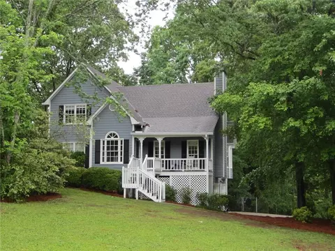 27 Edgar Ct, Hiram, GA 30141