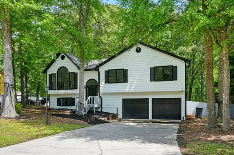 193 Cedar Creek Dr, Dallas, GA 30157