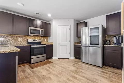 400 Toronto Cir, Hampton, GA 30228 photo 3