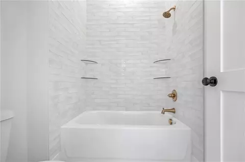 Bath - 3593 Perry Smith Rd, Monroe, GA 30656 photo 7 of 8
