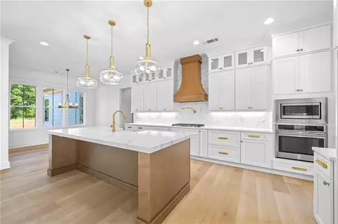 Kitchen - 3593 Perry Smith Rd, Monroe, GA 30656 photo 3 of 8