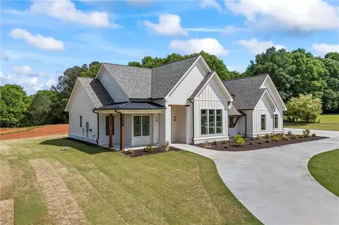 Exterior - 3593 Perry Smith Rd, Monroe, GA 30656 photo 4 of 7