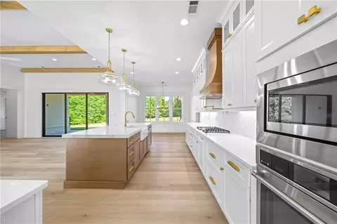 Kitchen - 3593 Perry Smith Rd, Monroe, GA 30656 photo 7 of 8