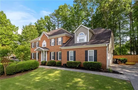 5661 Fairwood Dr NW, Acworth, GA 30101