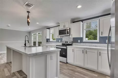 Kitchen - 359 Hembree Rd, Commerce, GA 30529 photo 3 of 5