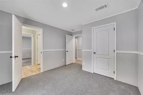 Entry Way - 359 Hembree Rd, Commerce, GA 30529 photo 3 of 3