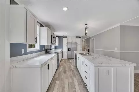 Kitchen - 359 Hembree Rd, Commerce, GA 30529 photo 1 of 5