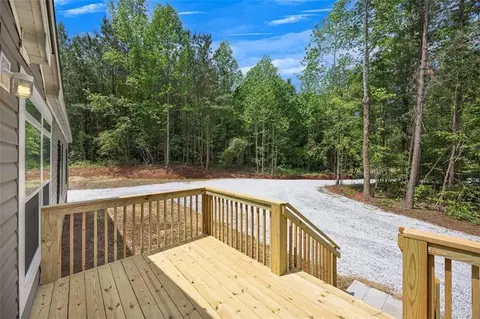 Exterior - 359 Hembree Rd, Commerce, GA 30529 photo 6 of 10