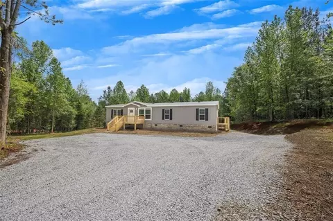Exterior - 359 Hembree Rd, Commerce, GA 30529 photo 2 of 10