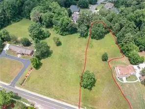 4897 Arcado Rd SW, Lilburn, GA 30047