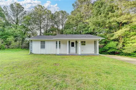 4384 Raven Valley Ct, Decatur, GA 30035