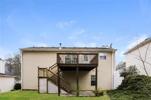 820 Tradd Ct, Stone Mountain, GA 30087 photo 2