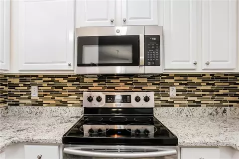 820 Tradd Ct, Stone Mountain, GA 30087 photo 6