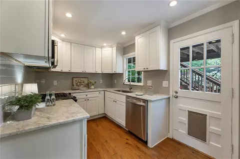 Kitchen - 1972 Wingate Rd, Chamblee, GA 30341 photo 2 of 5