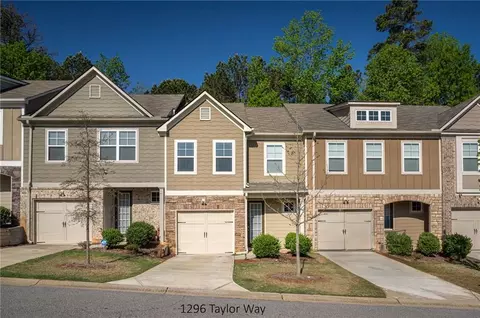 1296 Taylor Way, Stone Mountain, GA 30083