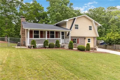 3781 Cherokee Trl, Suwanee, GA 30024