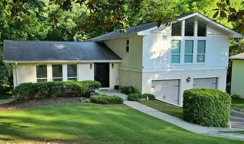 2804 Dunnington Cir, Atlanta, GA 30341