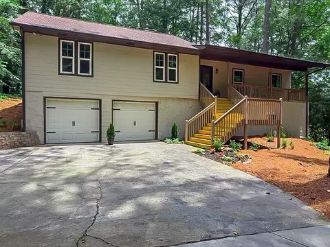 641 Charing Cross Dr, Marietta, GA 30066