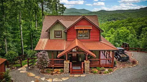 264 Pontoosuc Dr, Mineral Bluff, GA 30559