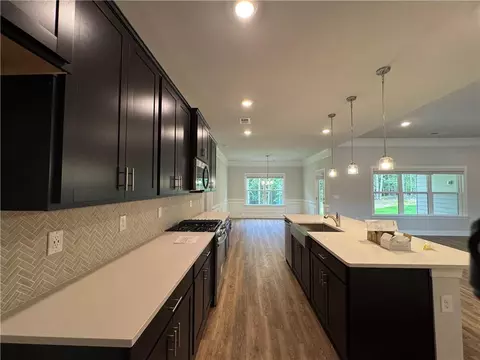 5351 Tuscany Dr, Douglasville, GA 30135