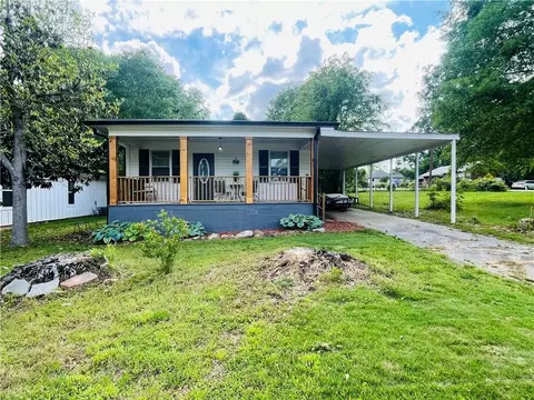 603 Lawson St, Bremen, GA 30110