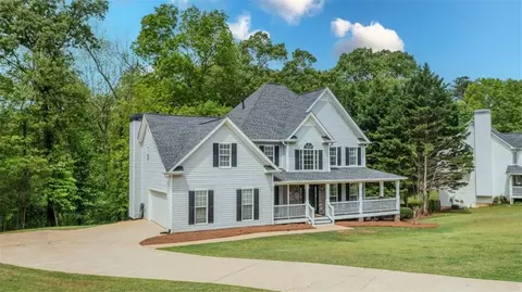 102 Woodsfield Ln, Hiram, GA 30141