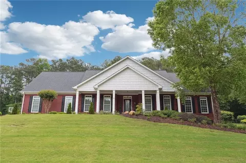 825 Kennedy Ct, Loganville, GA 30052