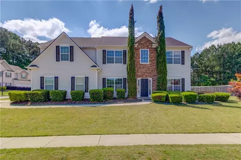 1043 Lexus Dr, Lawrenceville, GA 30045