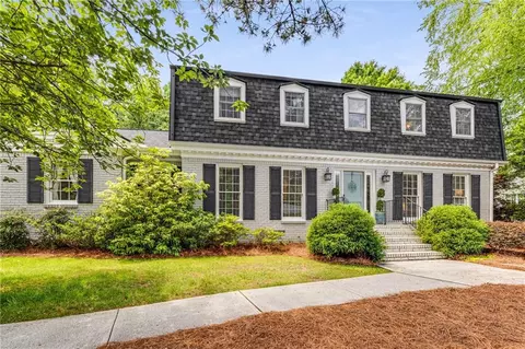 4774 Olde Village Ln, Dunwoody, GA 30338