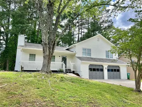 3045 Revere Cir, Snellville, GA 30039