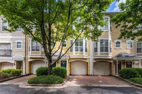 375 Highland Ave NE #913, Atlanta, GA 30312