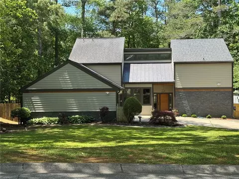 4531 Kings Lake Dr, Marietta, GA 30067