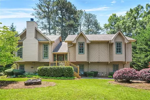 150 Victoria Sta, Woodstock, GA 30189