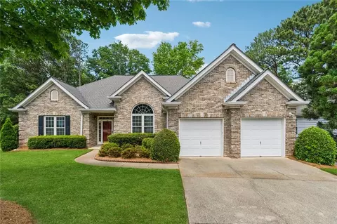 725 Mae Ln, Alpharetta, GA 30004