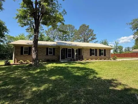 26 Red Fox Dr, Rome, GA 30165