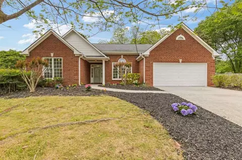 3325 Woodside Cir, Alpharetta, GA 30004