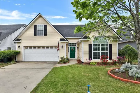 121 St Albans Way, Peachtree City, GA 30269
