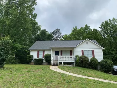 50 Glenmore Dr, Kingston, GA 30145