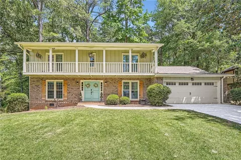 1080 Northshore Dr, Roswell, GA 30076