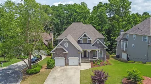 5755 Vinings Place Ct SE, Mableton, GA 30126