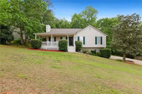 39 Cannon Pl, Dallas, GA 30157